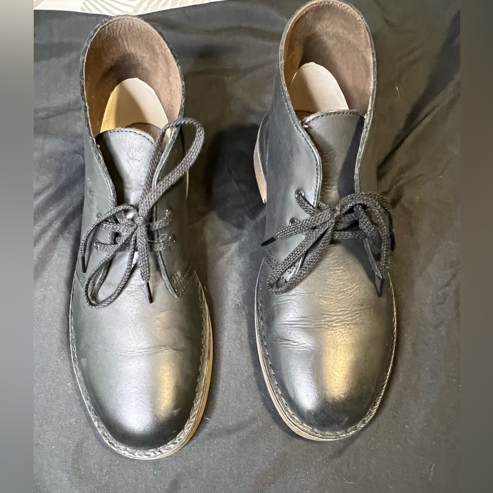 Men Clark’s Bushacre Chukka Boot size 7